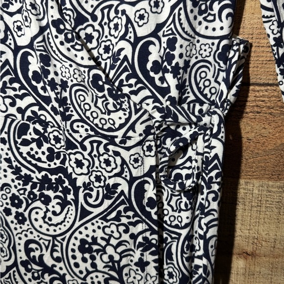 Boden Jersey 3/4 Sleeve Paisley Floral Wrap Maxi Dress Size 4P Navy/ White - Picture 4 of 8